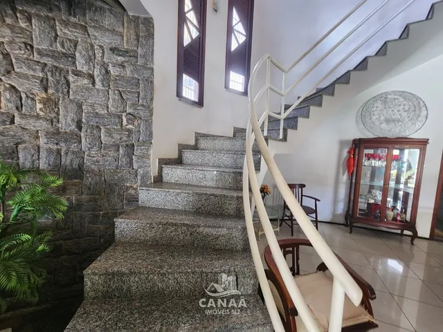 Imagem 12: Vende-se Casa Duplex no Quintas do Calhau Lado Praia - 3 quartos - Ventilada