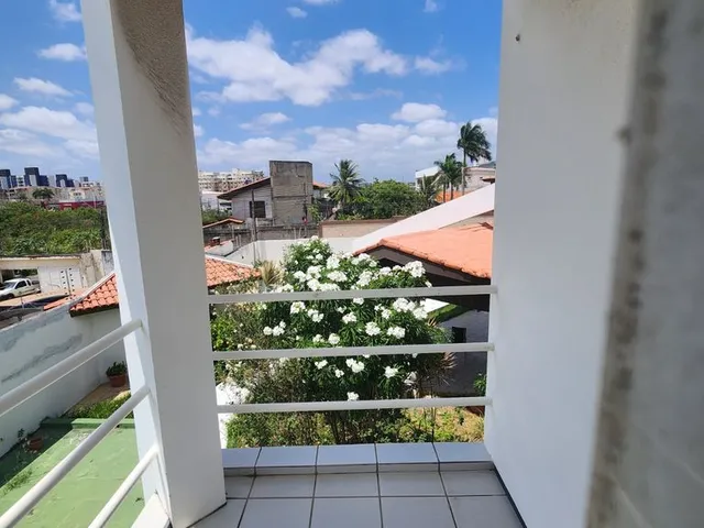 Imagem 7: Vende-se Casa Duplex no Quintas do Calhau Lado Praia - 3 quartos - Ventilada