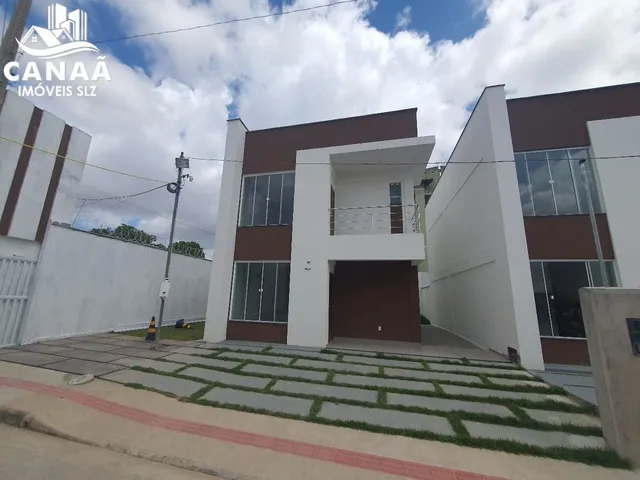 Imagem: Casa Duplex em Condominio à Venda no Residencial