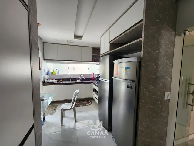 Imagem 12: Vende-se Casa Duplex de Alto Padrão no Cond. Alphaville em Araçagy - 4 Suítes