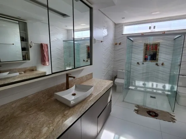 Imagem 4: Vende-se Casa Duplex de Alto Padrão no Cond. Alphaville em Araçagy - 4 Suítes