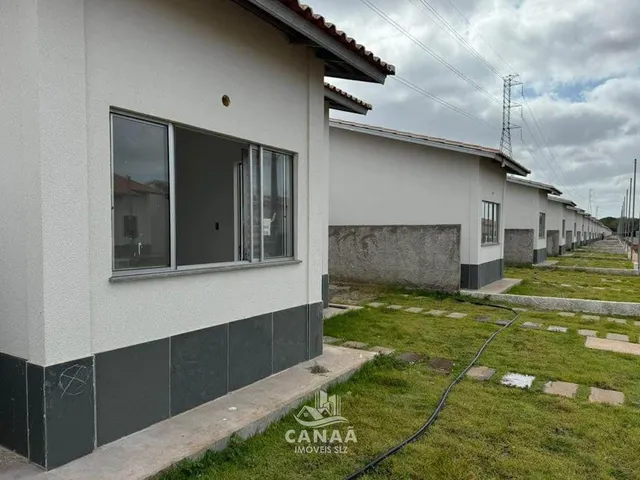Imagem 2: Vende-se Chave de Casa no Cond. St Estevan II - Laranjal - 2 quartos - Nascente