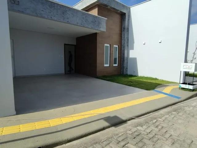 Imagem: A casa em condomínio possui 2 Dormitórios, 2 Suítes, 3 Banheiros