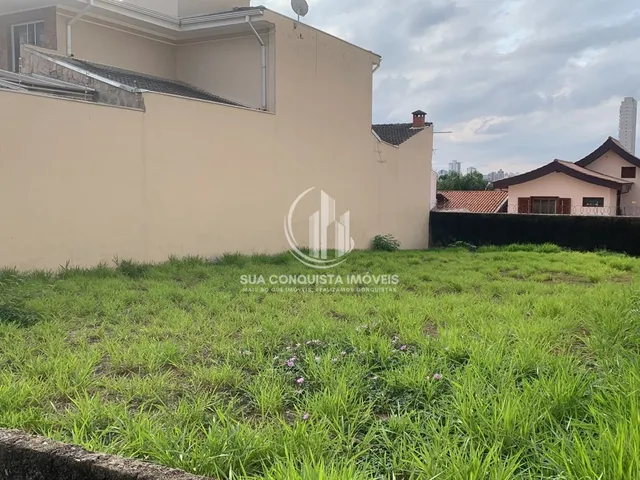 Imagem: O terreno possui 360m² de Área e está localizado em
