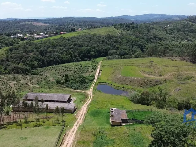 Imagem 10: Fazenda com 6 Quartos e 12 Banheiros, 193.600 M² por R$ 6.000.000 Cód. Ch1888