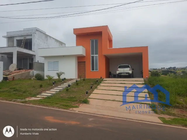 Imagem: Casa com 3 Quartos e 4 banheiros à Venda