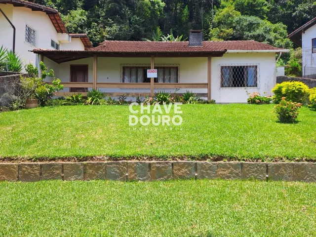 Imagem: Casa linear com 3 quartos (1 suíte) para