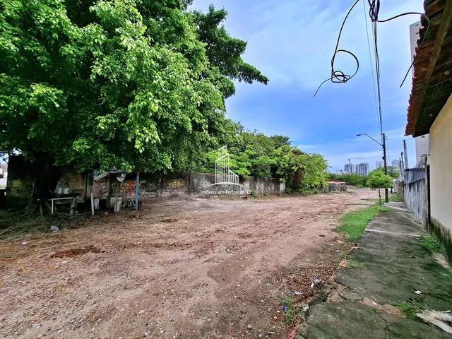 Imagem: Terreno à venda no Bairro Luciano Cavalcante