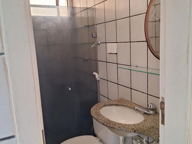 Imagem 15: Apartamento na Cidade dos Funcionários, em Fortaleza, com 2 quartos e 1 banheiro