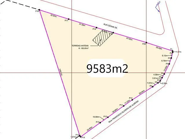 Imagem: O terreno possui 9.583m² de Área e está localizado em