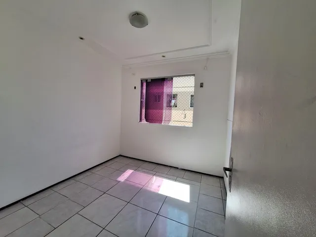 Imagem 2: Apartamento de 2 quartos e 1 wc social na Cidade dos Funcionários em Fortaleza