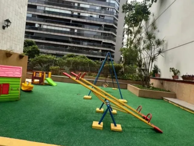 Imagem: O apartamento possui 2 Dormitórios, 1 Suíte, 3 Banheiros,