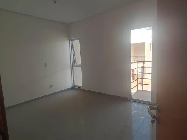 Imagem 4: Alugo casa no condomínio FERRARA