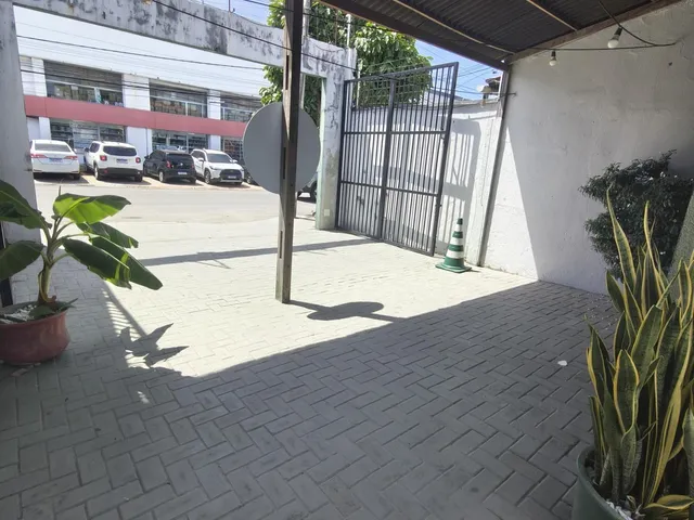 Imagem 5: Galeria com 4 pontos comerciais