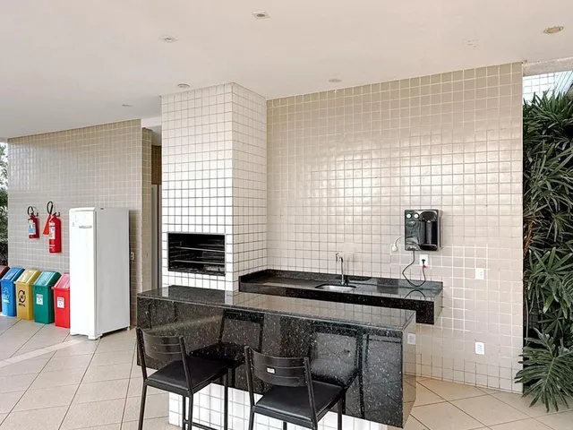 Imagem 2: Viva no Guararapes: 70m² em andar alto no Lafitte, suíte master com closet + var