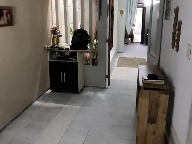 Imagem: A casa possui 3 Dormitórios, 1 Suíte, 2 Banheiros, 1 Vaga