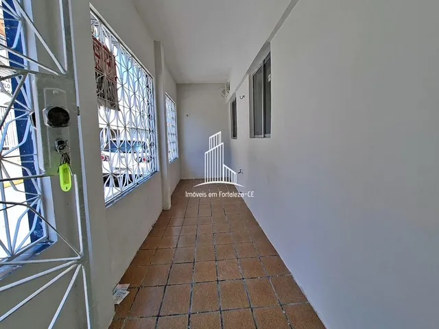 Imagem 10: CS2260-Casa Plana com Duplex nos Fundos – 5 Quartos à venda na Cidade 2000