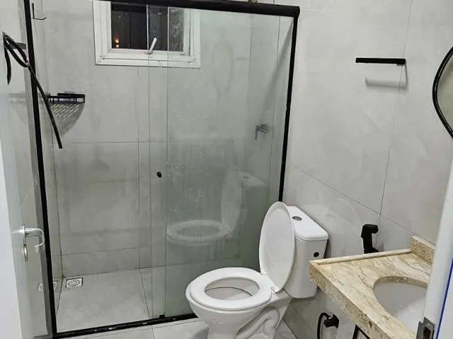 Imagem 3: Mansão no Porto das Dunas: 6 Quartos, Lazer Completo e a Passos do Beach Park