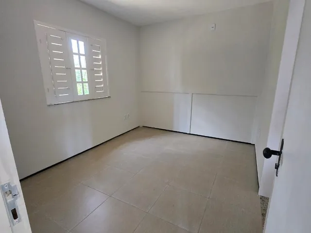 Imagem 9: Casa Ampla na Sapitanga: 4 Quartos, 6 Vagas de 342m² Próximo ao Alphaville Fort
