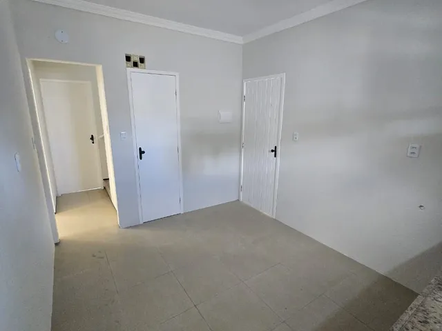 Imagem 3: Casa Ampla na Sapitanga: 4 Quartos, 6 Vagas de 342m² Próximo ao Alphaville Fort