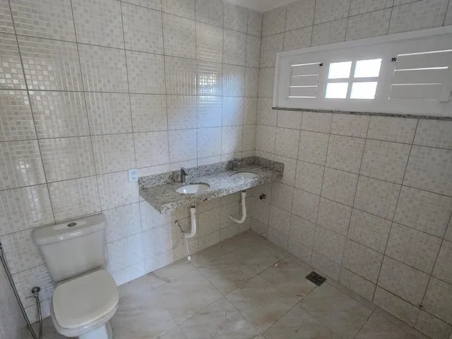 Imagem 6: Casa Ampla na Sapitanga: 4 Quartos, 6 Vagas de 342m² Próximo ao Alphaville Fort