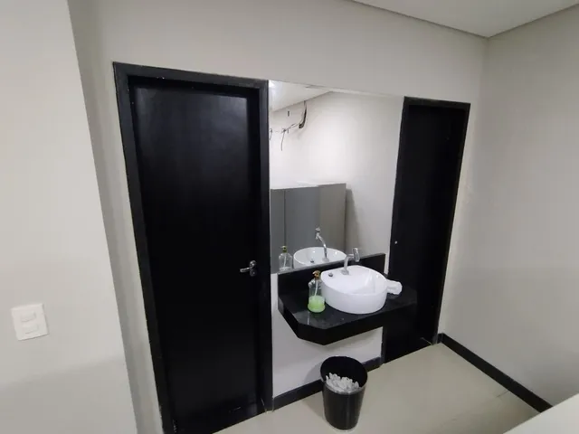 Imagem 11: LOCAÇÃO de PRÉDIO COMERCIAL VINHAIS 200 m²