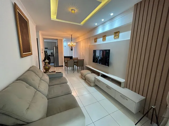 Imagem: O apartamento possui 2 Dormitórios, 1 Suíte, 2 Banheiros