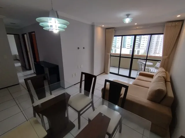 Imagem: O apartamento possui 3 Dormitórios, 1 Suíte, 2 Banheiros