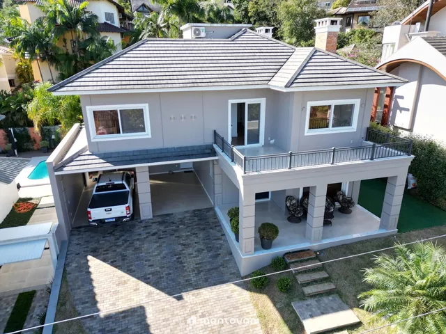 Imagem: Belíssima Casa de alto padrão no Condomínio