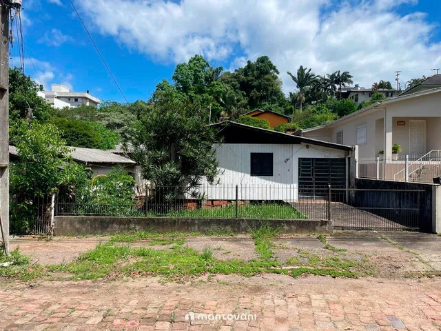 Imagem: Terreno com chalé