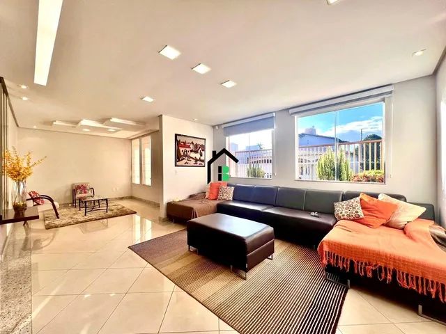 Imagem: Casa com 4 quartos, 2 suítes, móveis planejados