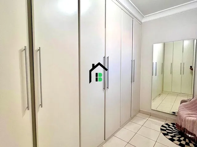 Imagem 3: Casa com 4 quartos, 2 suítes, móveis planejados, espaço gourmet