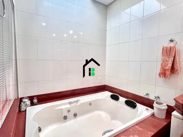Imagem 8: Casa com 4 quartos, 2 suítes, móveis planejados, espaço gourmet