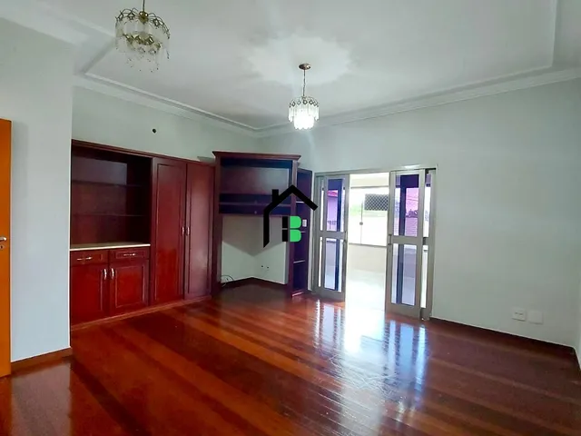Imagem 9: Casa Duplex com Suíte, Móveis Planejados e Espaço Gourmet