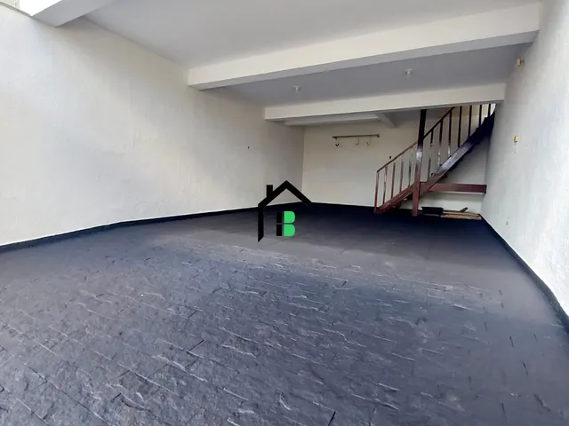 Imagem 4: Casa Duplex com Suíte, Móveis Planejados e Espaço Gourmet