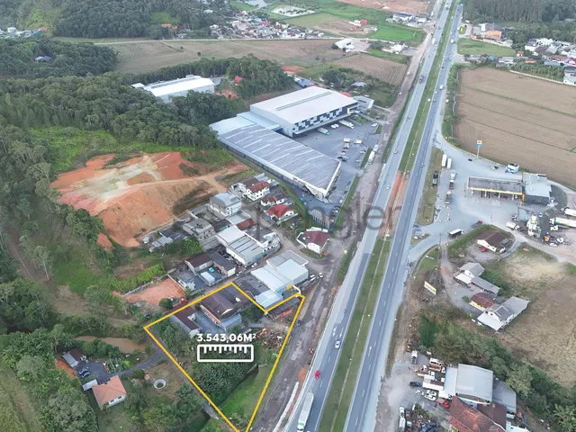 Imagem: Lote industrial, BR-470, em Gaspar