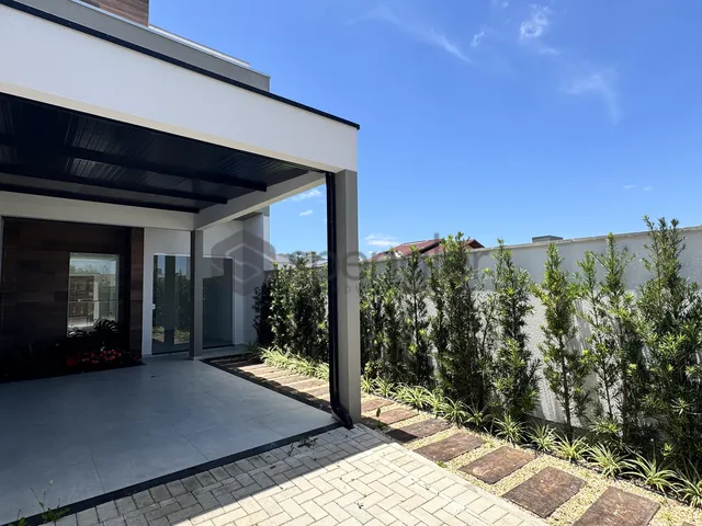 Imagem: Casa com 2 suítes, no bairro Santa Terezinha