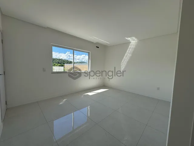 Imagem 9: Casa ampla no bairro Margem Esquerda, em Gaspar