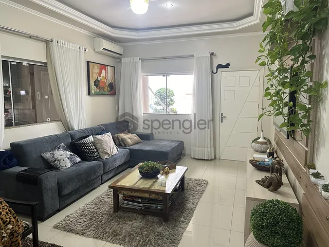 Imagem: Casa À Venda no Centro de Gaspar!