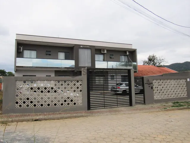 Imagem 2: Apartamento Semimobiliado no Centro de Ilhota!