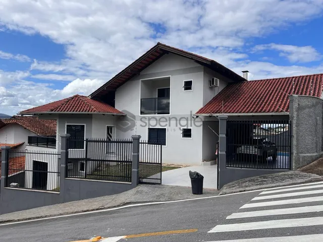 Imagem 16: Casa com piscina, no centro de Gaspar!