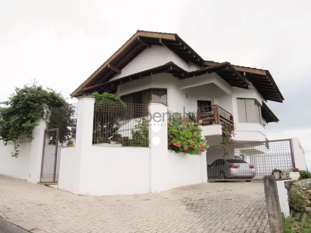 Imagem: Casa alto padrão, no bairro Sete de Setembro