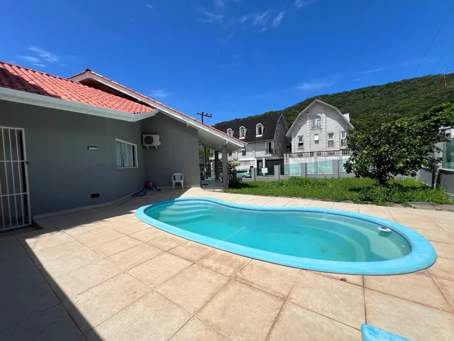 Imagem: Casa com Piscina em Balneário Camboriú