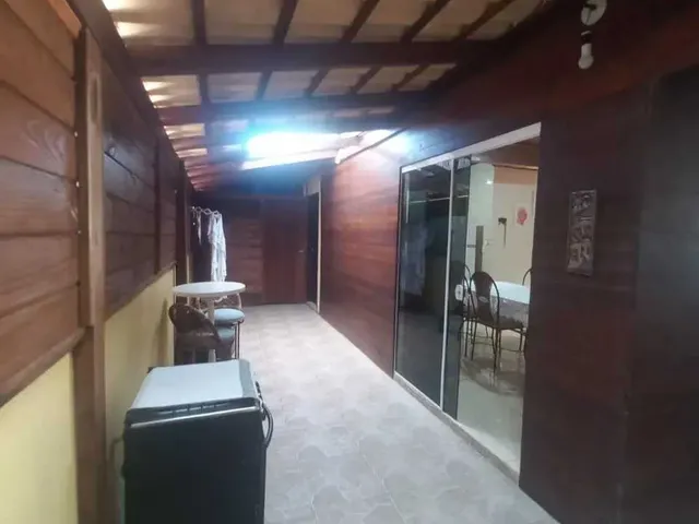 Imagem 15: Casa com 3 dormitórios sendo 1 suíte e 2 vagas de garagem em Penha/SC