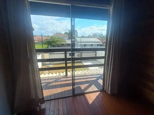 Imagem 7: Casa com 3 dormitórios sendo 1 suíte e 2 vagas de garagem em Penha/SC
