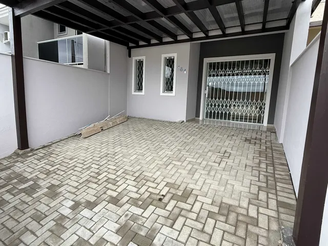 Imagem 16: Geminado com 3 dormitórios sendo 1 suíte e 2 vagas de garagem - Boa Vista
