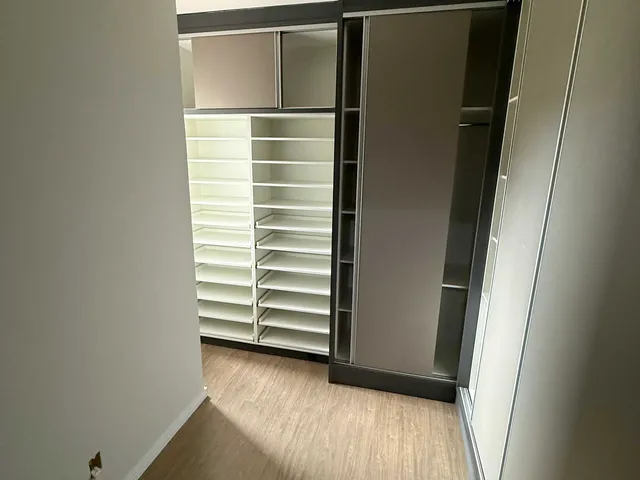 Imagem 12: Geminado com 3 dormitórios sendo 1 suíte e 2 vagas de garagem - Boa Vista