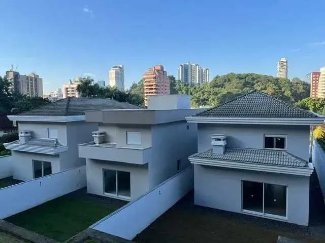 Imagem: Casa com 4 dormitórios sendo 2 suítes
