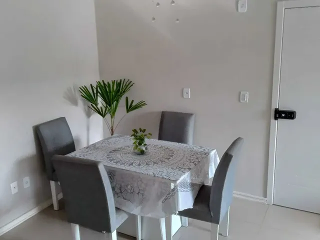 Imagem 2: Apartamento térreo diferenciado 2 dormitórios, sendo 1 suíte e 1 vaga no Centro de