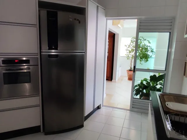 Imagem 11: Apartamento com 3 Dormitórios À Venda Sendo 2 Suítes, 133.0 M² por - R$ 1.700.000,00 - Centro - Bal. Camboriú/Sc